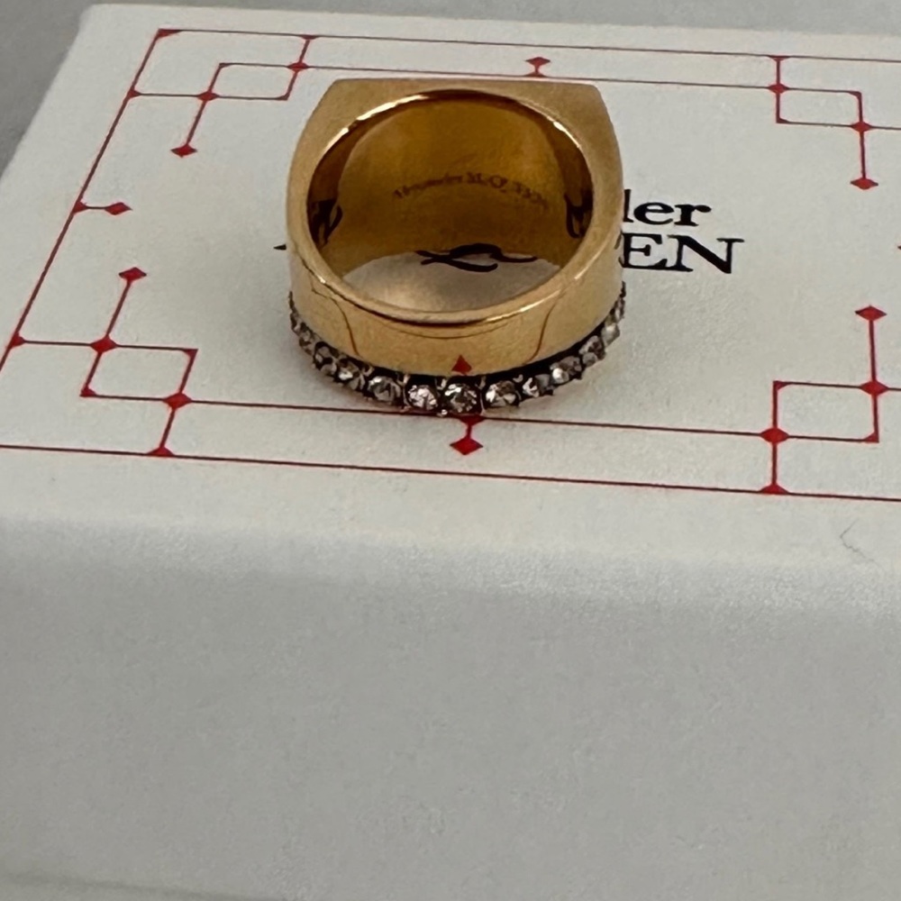 Alexander McQueen McQueen Graffiti crystal-embellished ring - Picture 5 of 14